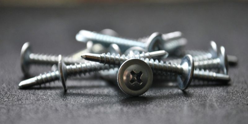 wafer head self tapping screws